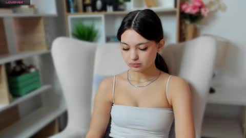 Aria online show from 03-24-26, 07:13