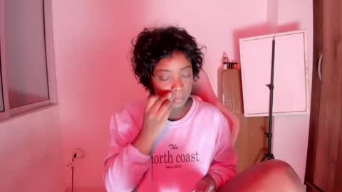 Snapshot of bunny_secrets chatting on 05-29-26, 11:47 Isa online show from 05-29-26, 11:47
