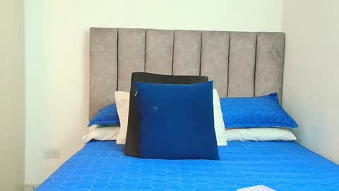 Carolina online show from 10-01-25, 04:40