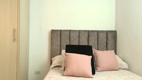 Carolina online show from 02-04-26, 03:56