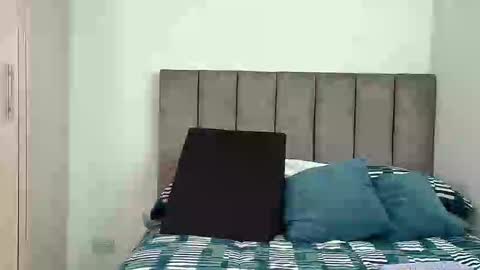 Carolina online show from 03-05-26, 05:03