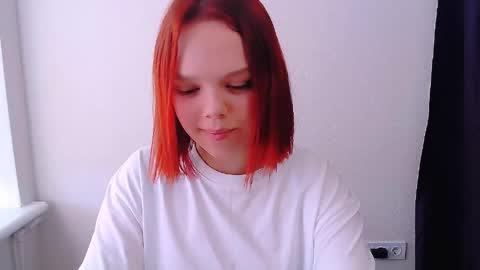 Snapshot of bunnybloom_ chatting on 05-20-26, 01:28 Ariel online show from 05-20-26, 01:28