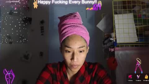 Tokki  bunny  online show from 01-06-25, 10:05