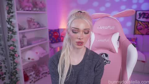 Stella online show from 01-09-26, 12:46