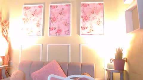 ANASTASIA online show from 02-01-26, 12:15