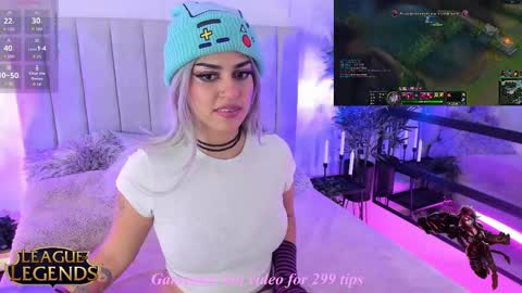   online show from 09-15-25, 03:56