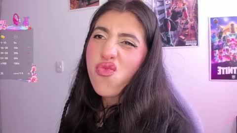 Snapshot of bunnyy09 chatting on 02-16-25, 08:55 Jess online show from 02-16-25, 08:55