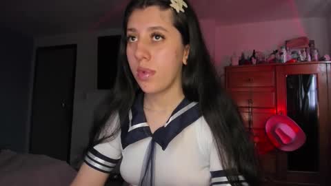 Jess online show from 10-31-25, 04:52