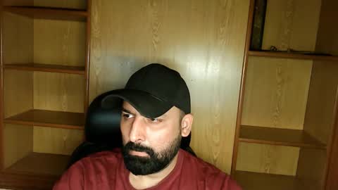 Hairy Arabian online show from 09-17-25, 10:28