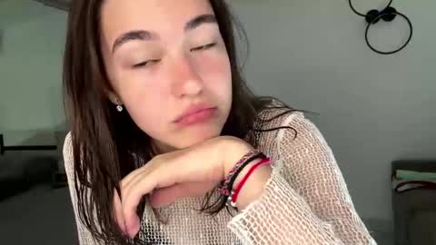 Nica online show from 03-01-26, 07:43