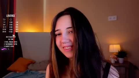 Snapshot of burnletitallburn chatting on 09-10-25, 03:17 Jessica online show from 09-10-25, 03:17