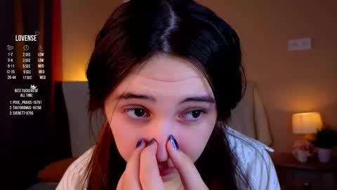 Snapshot of burnletitallburn chatting on 09-11-25, 02:44 Jessica online show from 09-11-25, 02:44