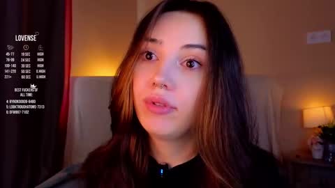 Snapshot of burnletitallburn chatting on 09-27-25, 02:27 Jessica online show from 09-27-25, 02:27