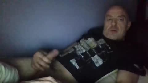 burnleyguy1977 online show from 04-08-26, 12:21