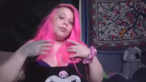 Snapshot of burnthemail chatting on 02-07-25, 04:06 lilly online show from 02-07-25, 04:06