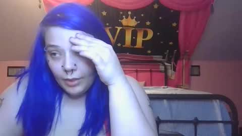 Snapshot of burnthemail chatting on 11-14-25, 06:50 lilly online show from 11-14-25, 06:50