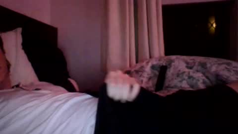 Snapshot of burnttoast6 chatting on 11-29-25, 11:57 burnttoast6 online show from 11-29-25, 11:57