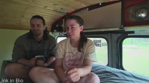 Snapshot of busbuddies chatting on 05-30-26, 02:36 busbuddies online show from 05-30-26, 02:36