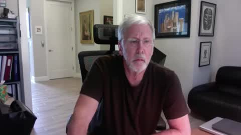 Snapshot of bustinout99 chatting on 04-03-26, 05:44 afternoon wood online show from 04-03-26, 05:44