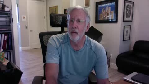 Snapshot of bustinout99 chatting on 04-04-26, 07:00 afternoon wood online show from 04-04-26, 07:00