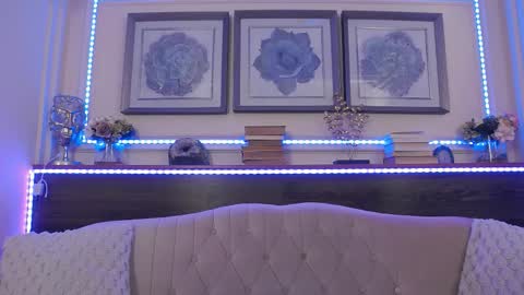      online between 6AM and 2PM EET almost everyday. online show from 10-12-25, 03:27