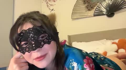 Snapshot of busy_bee69 chatting on 03-12-26, 02:07 busy_bee69 online show from 03-12-26, 02:07