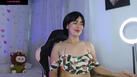 Snapshot of butterfly_xo chatting on 07-05-26, 08:05 Antonella online show from 07-05-26, 08:05