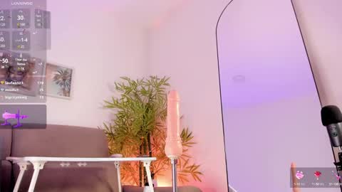 Snapshot of butterflyy1 chatting on 12-08-24, 12:40 butterflyy1 online show from 12-08-24, 12:40