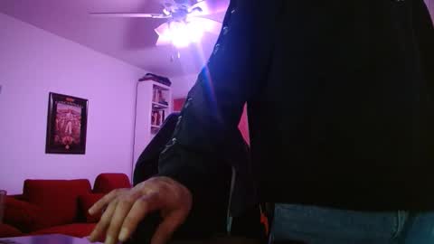 Snapshot of bwall1425 chatting on 01-10-26, 11:09 bwall1425 online show from 01-10-26, 11:09