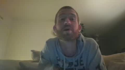 Snapshot of bwcwhiteboy94 chatting on 10-25-25, 05:48 bwcwhiteboy94 online show from 10-25-25, 05:48