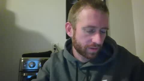 Snapshot of bwcwhiteboy94 chatting on 10-27-25, 06:39 bwcwhiteboy94 online show from 10-27-25, 06:39