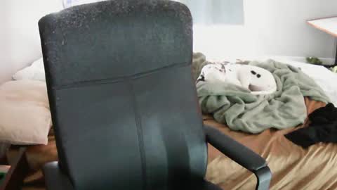 bxbydior online show from 09-28-25, 05:40