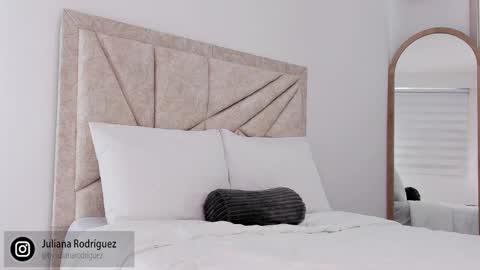    online show from 10-20-25, 09:15