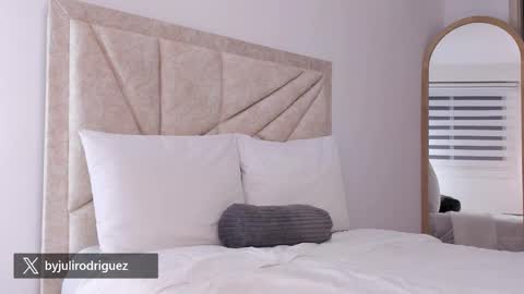    online show from 02-03-26, 03:15