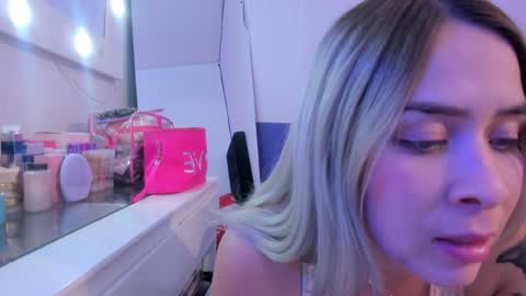 Snapshot of byanca_winklar chatting on 12-08-24, 04:28 online show from 12-08-24, 04:28