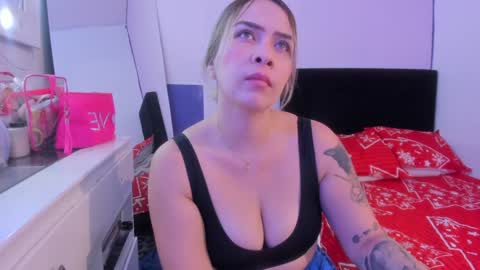 Snapshot of byanca_winklar chatting on 12-11-24, 06:09 online show from 12-11-24, 06:09