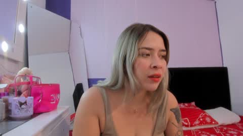 Snapshot of byanca_winklar chatting on 12-17-24, 04:53 online show from 12-17-24, 04:53