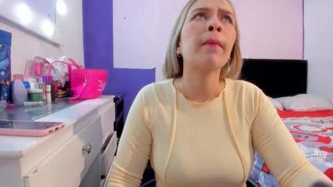 Snapshot of byanca_winklar chatting on 09-22-25, 05:59 online show from 09-22-25, 05:59