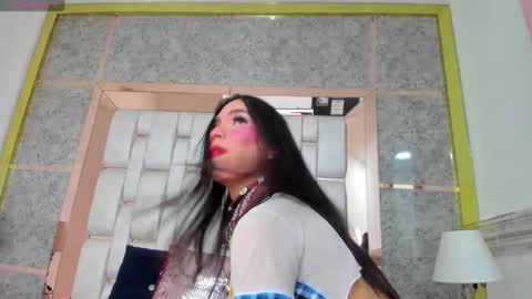 Snapshot of bylie_hills chatting on 01-25-25, 08:10 bylie_hills online show from 01-25-25, 08:10