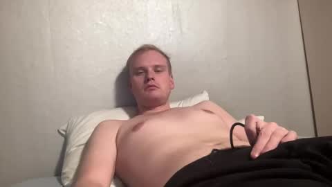 Snapshot of c33ror chatting on 12-29-24, 09:41 Dan online show from 12-29-24, 09:41