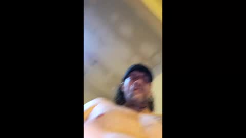 Snapshot of c5885470539954 chatting on 12-15-25, 03:55 c5885470539954 online show from 12-15-25, 03:55