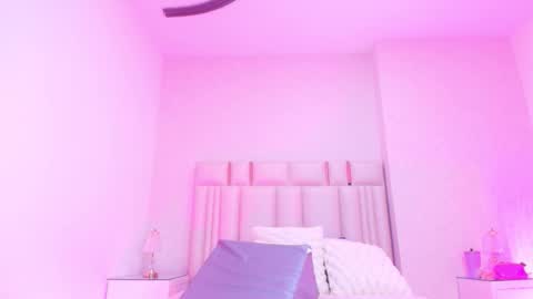 Carolina online show from 11-15-25, 03:15