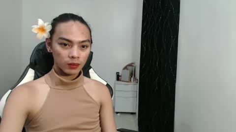 caitessa_bellemoir online show from 11-29-25, 06:00