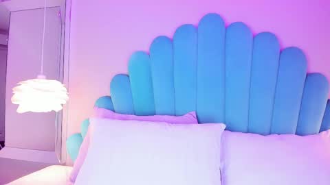 Caitlyn  online show from 03-08-25, 09:51