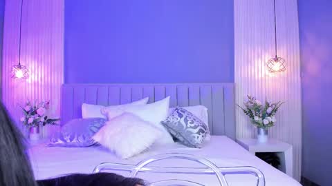 Caitlyn  online show from 10-06-25, 11:13