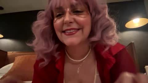 Snapshot of cakexcake chatting on 03-06-25, 01:58 CakeXCake online show from 03-06-25, 01:58