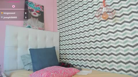 Snapshot of calanthelove chatting on 03-11-25, 06:10 Calanthe online show from 03-11-25, 06:10