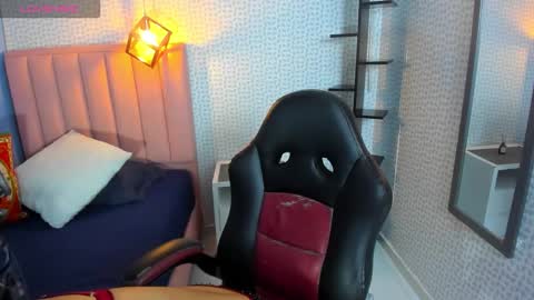 Snapshot of calanthelove chatting on 11-24-25, 03:17 Calanthe online show from 11-24-25, 03:17