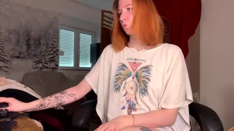 Snapshot of caliiie_of chatting on 03-23-26, 07:12 Caliiie of online show from 03-23-26, 07:12