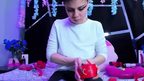 Snapshot of calipso_swet chatting on 09-19-25, 08:42 Calipso Swet online show from 09-19-25, 08:42